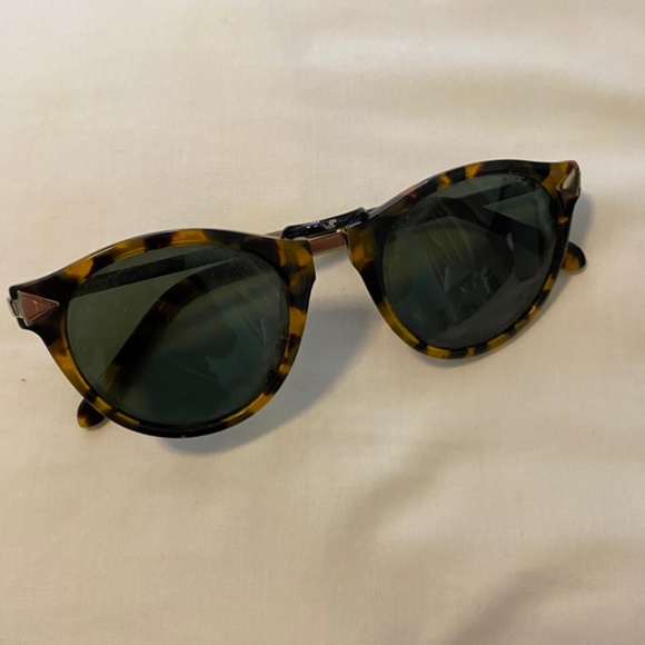 Karen Walker Sunglasses - Picture 4 of 5